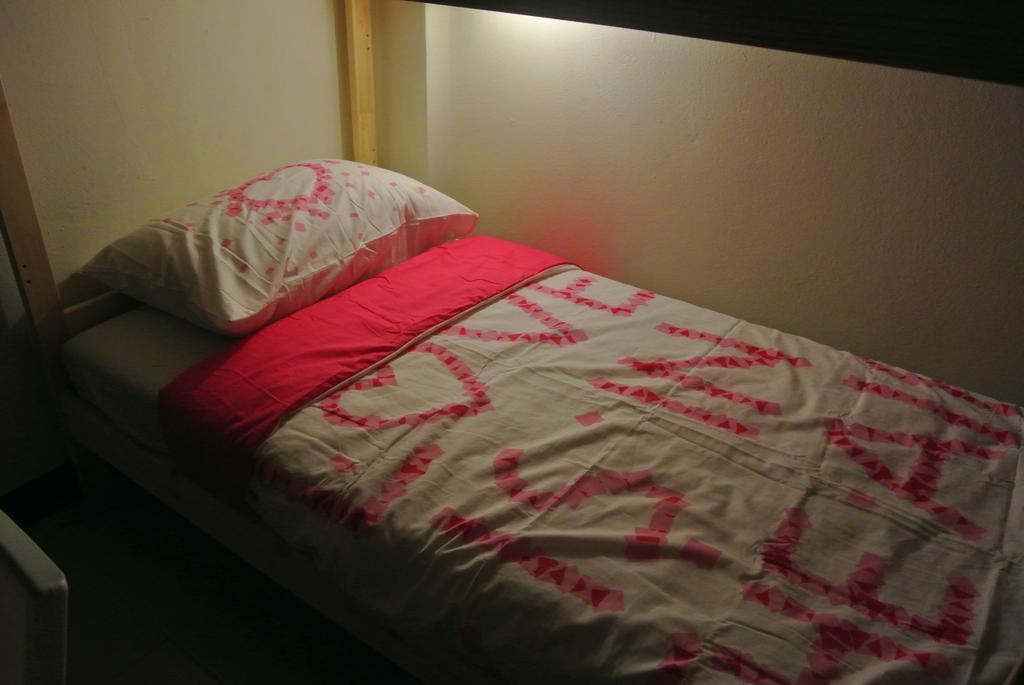 M.r.ken Homestay Bangkok