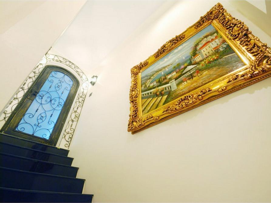 Sasha House Hotel