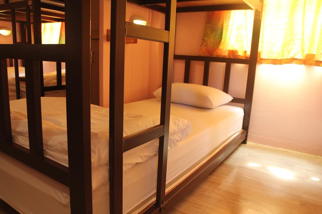 Khaosan Immjai Hostel *