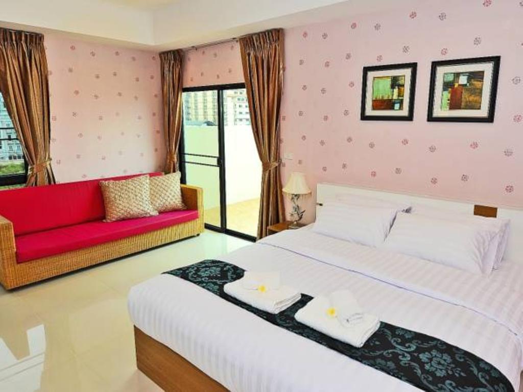 Grand Prapa Place