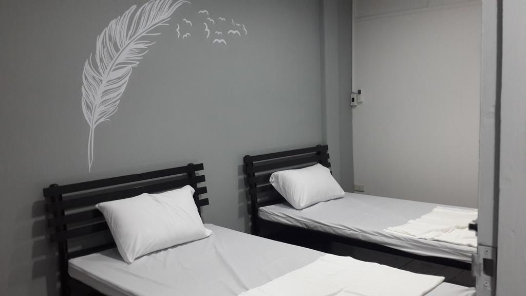Hostel M House *