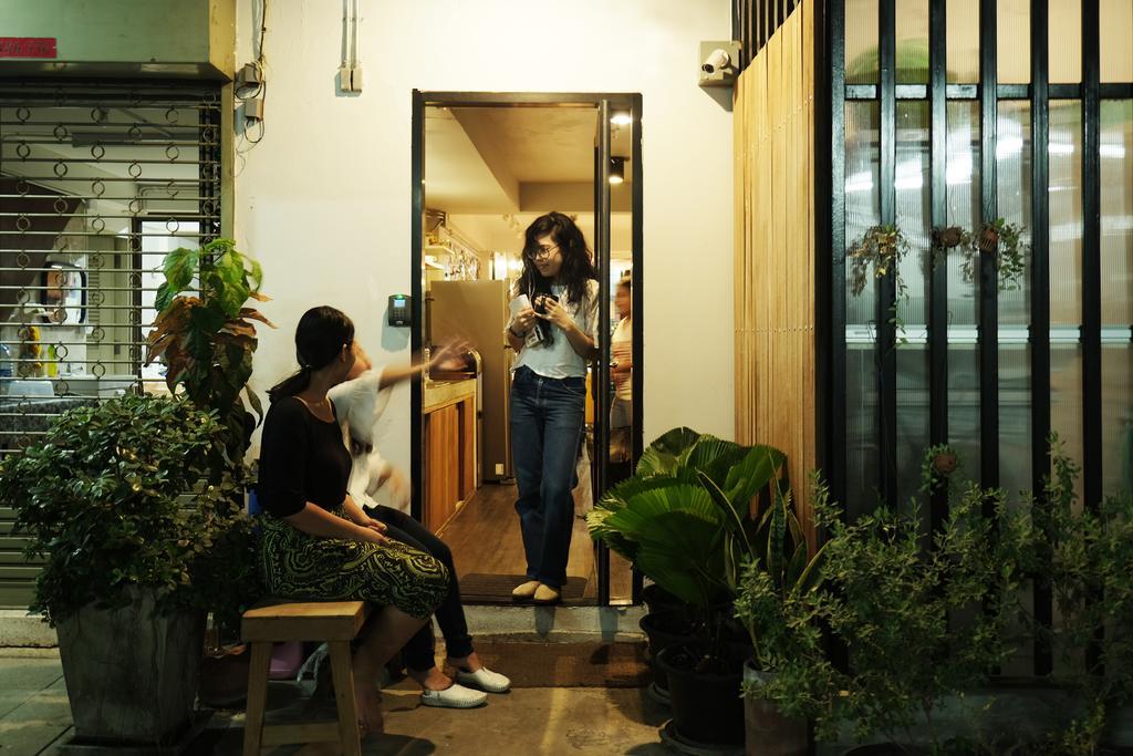 Hostel Monomer