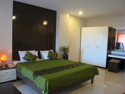 Leenova Hotell