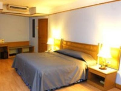 Hotell Silom Village 3*