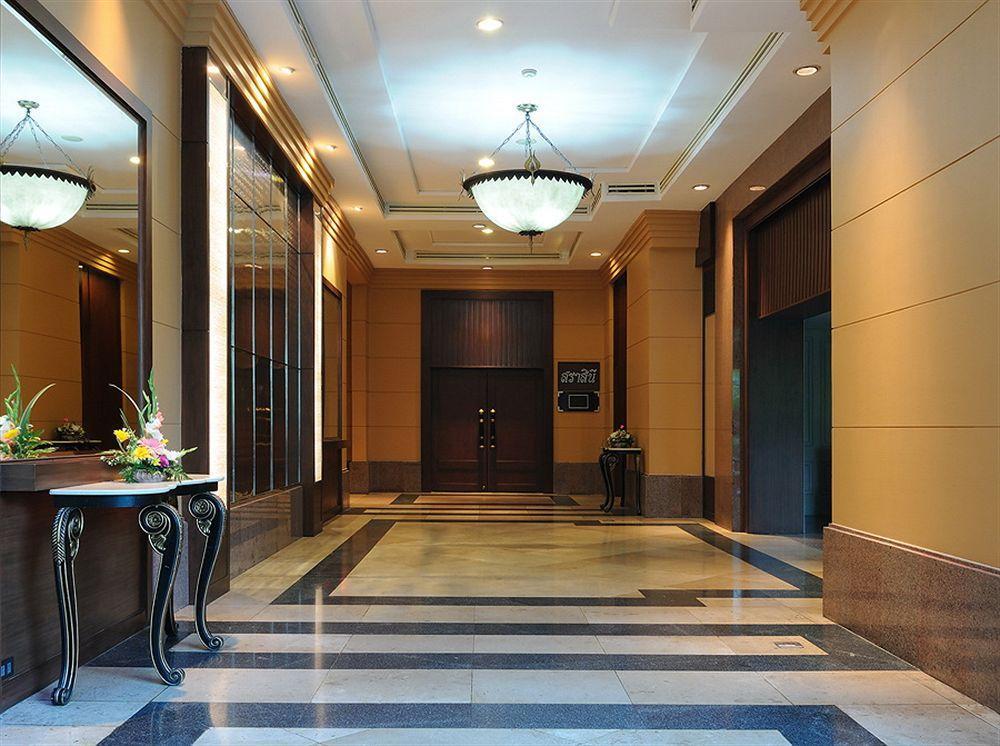 Karnmanee Palace Hotel