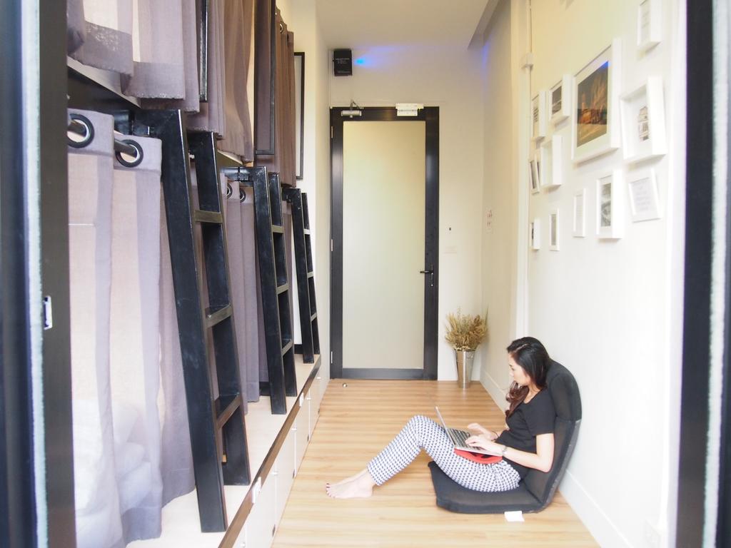 Lamurr Sukhumvit 41 Hostel Bangkok