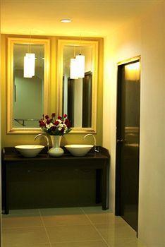 Link Corner Hostal *
