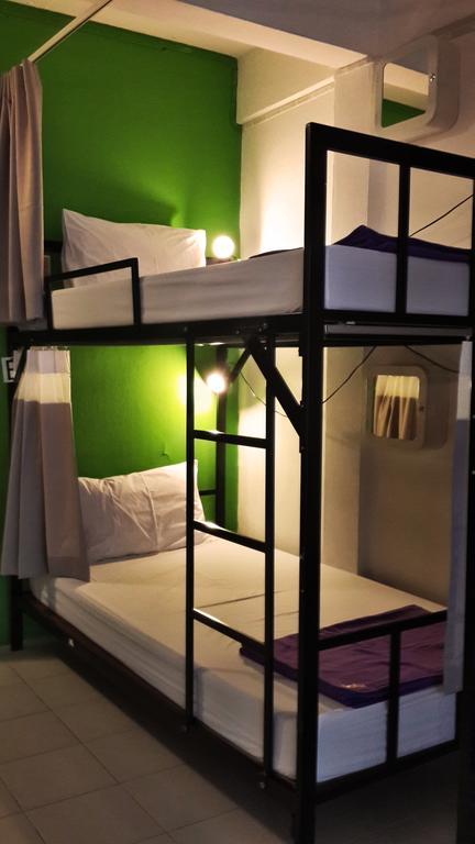 Hostel De Talak