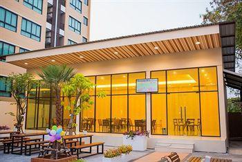 Alisha Court & 4* Bangkok