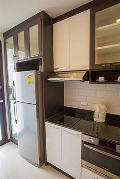 Hotel Alisha Court &