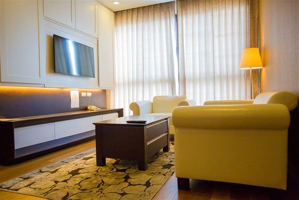 Hotel Alisha Court &