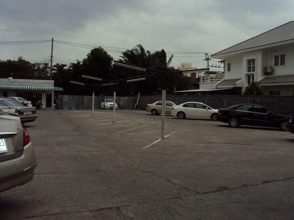 Aryan Hotel 2*