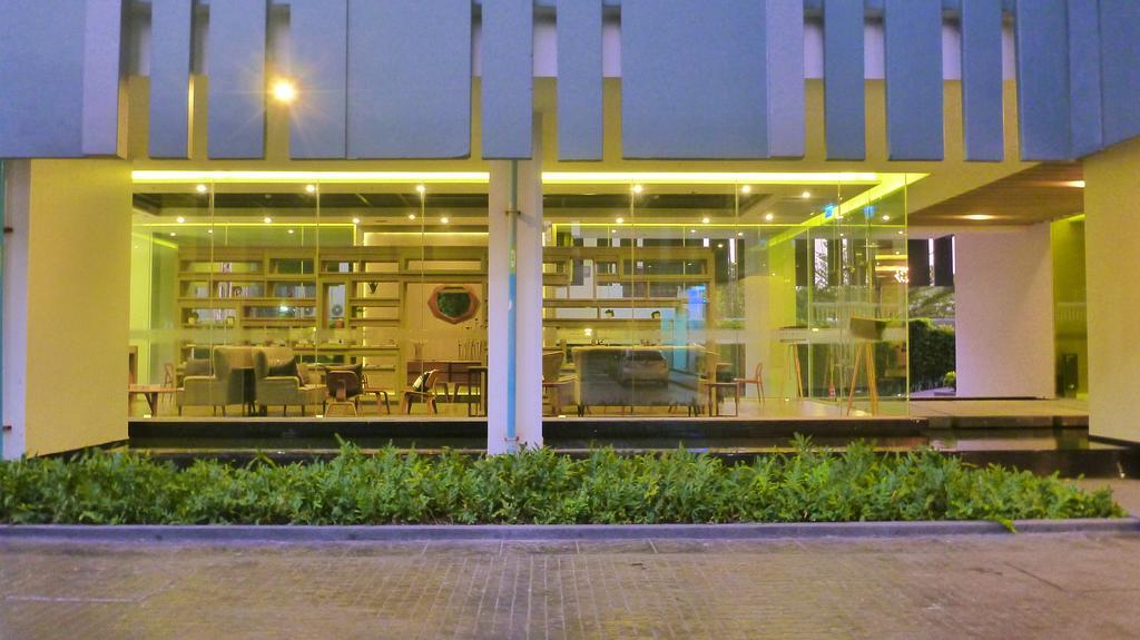 Bluetel Residence Tiwanon Station Bangkok