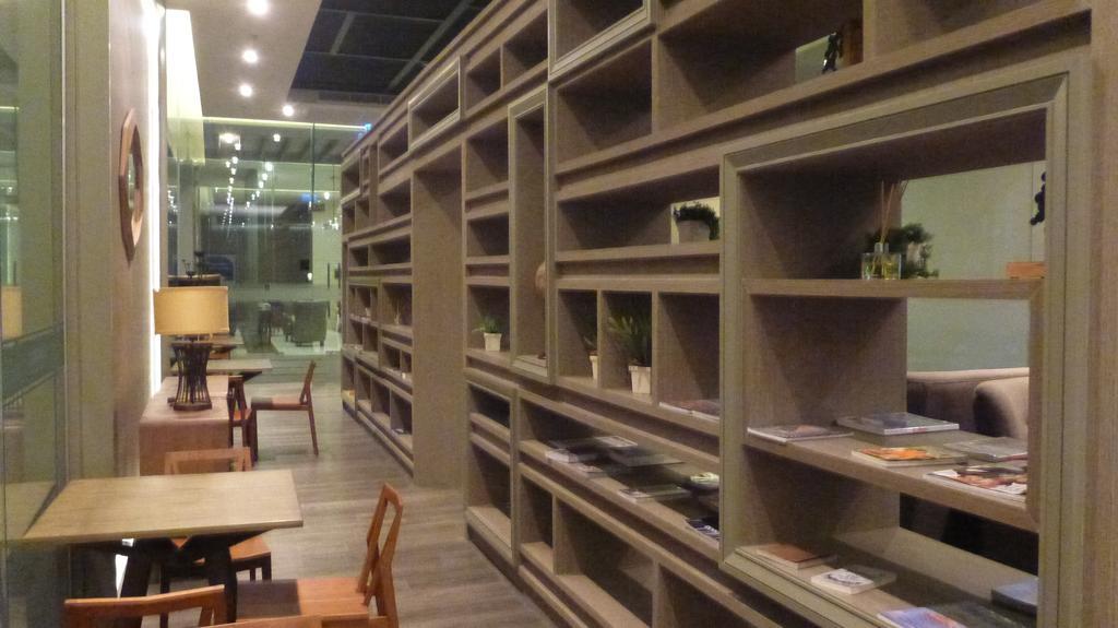 Hotel Bluetel Residence Tiwanon Station 4*