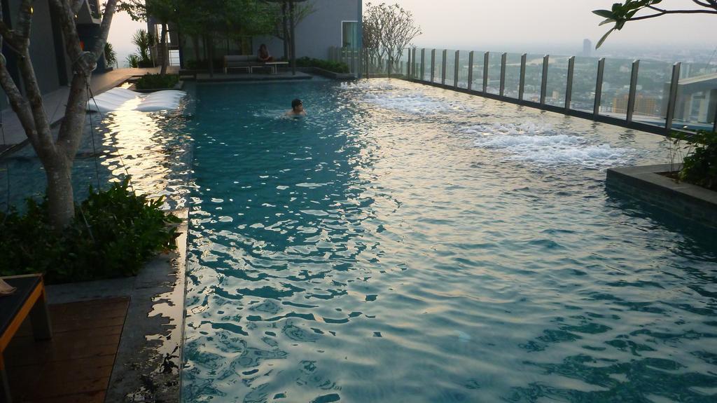 Hotel Bluetel Residence Tiwanon Station 4*
