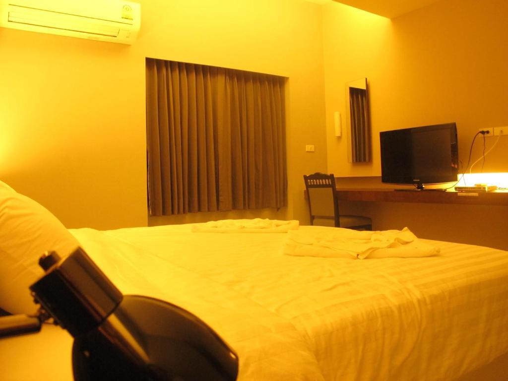 At One Hualampong Bangkok