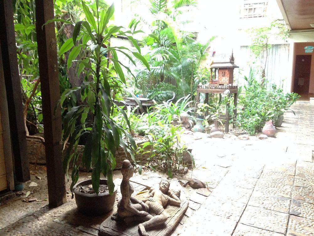 Mango Lagoon Place 3*