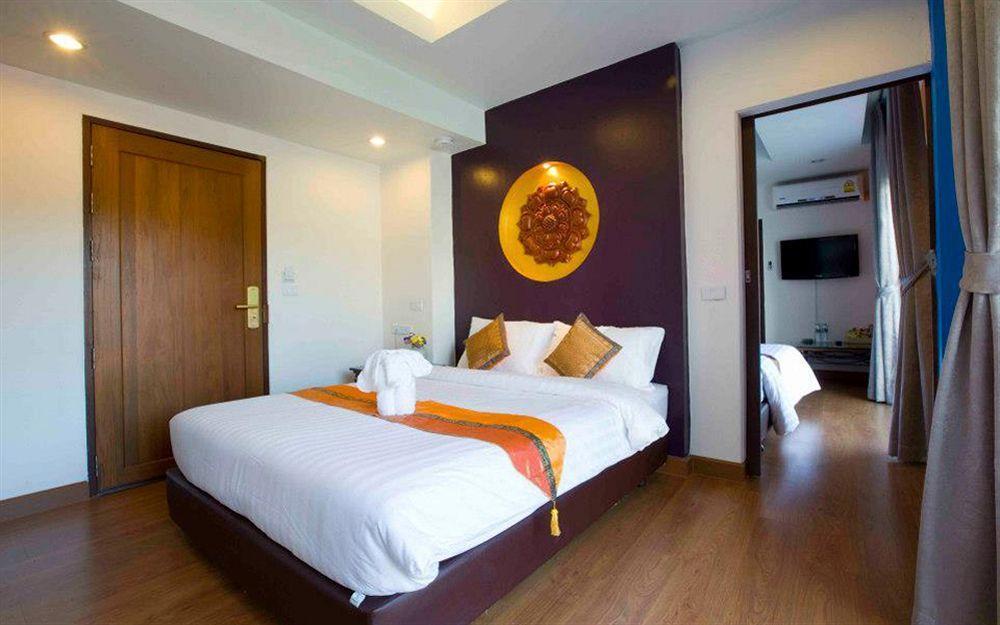 Korbua House 3*