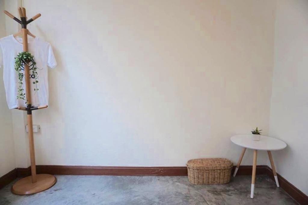 Trica Hostal Bangkok