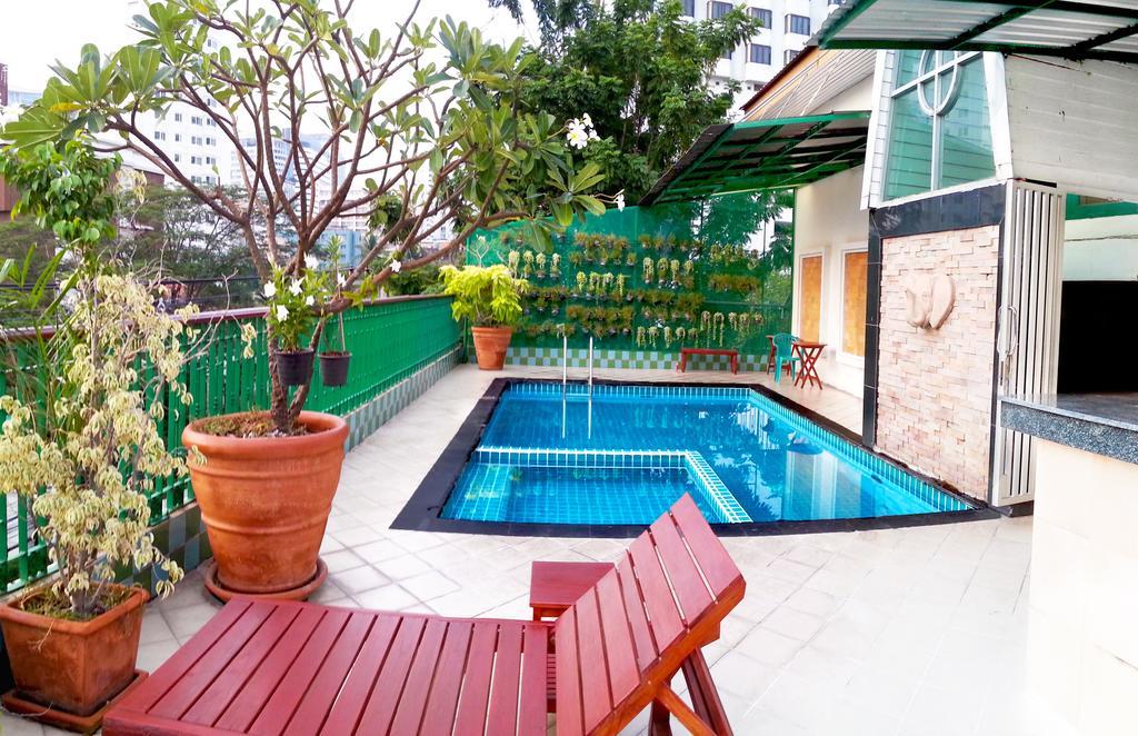 Khách sạn Royal Ivory Sukhumvit Nana Bangkok