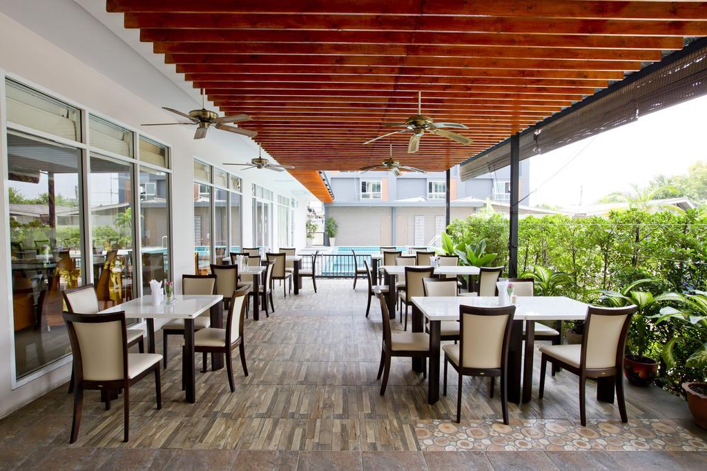 Sinsuvarn Airport Hotel