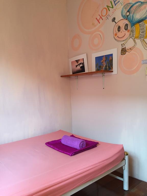 Gjestgiverier Honey Place Guesthouse,special Rate For Long Bangkok