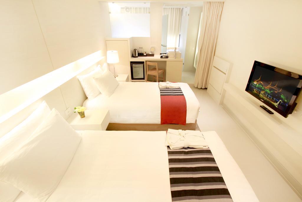 Aspira Hiptique Sukhumvit 13 Bangkok