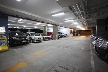 Diamond Ratchada Bangkok