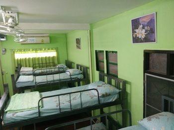 Asrama Baan Chanasongkram Bangkok