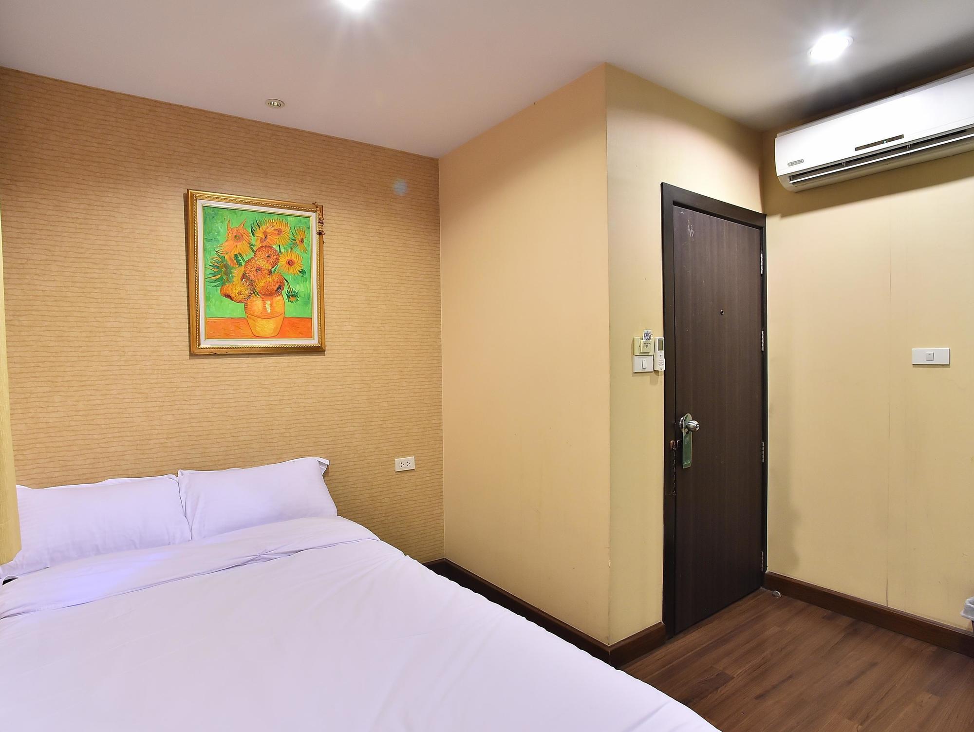 Hotel Take A Rest 3*