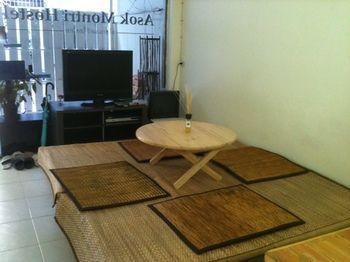 Hostel Asok Montri *