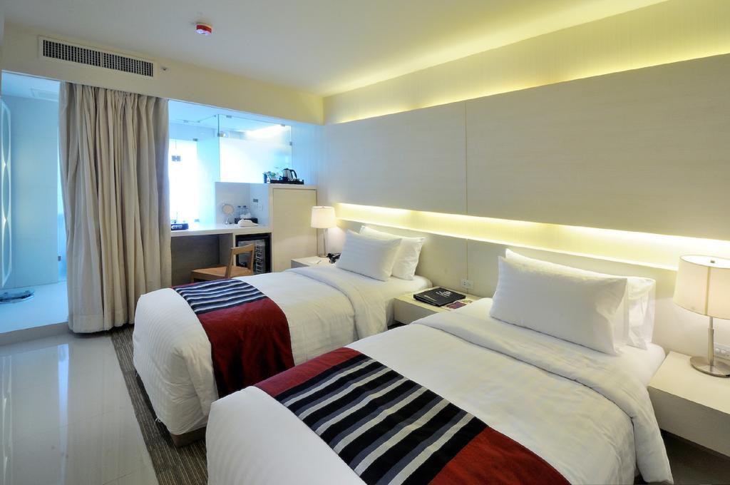 Hotel Aspira Hiptique Sukhumvit 13
