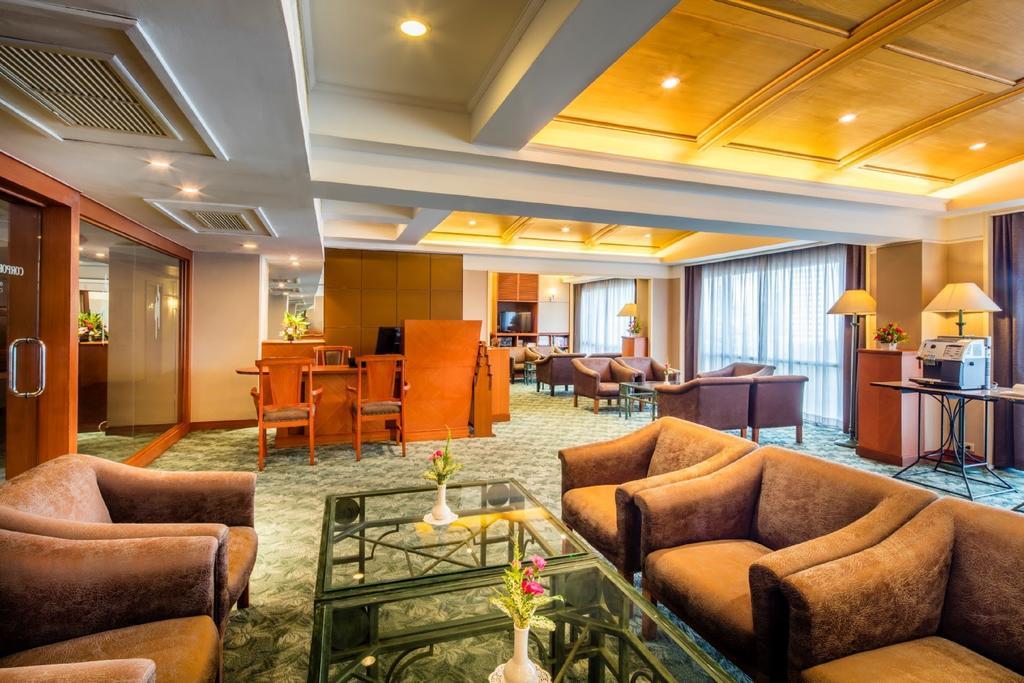 Khách sạn Palace Bangkok
