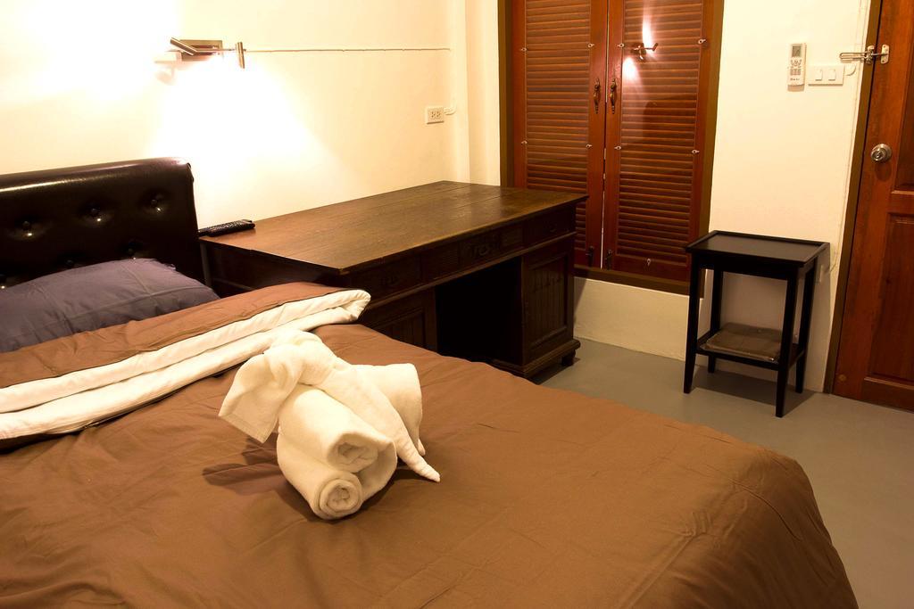 Gasthuis Barefeet Naturist (adults Only) Bangkok
