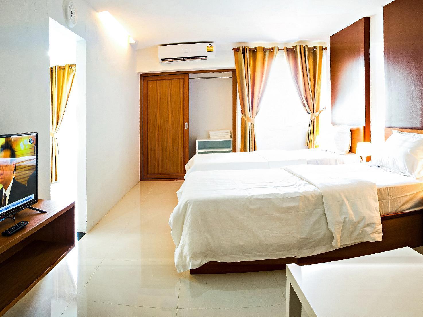 Aparthotel Nrv Place 3*