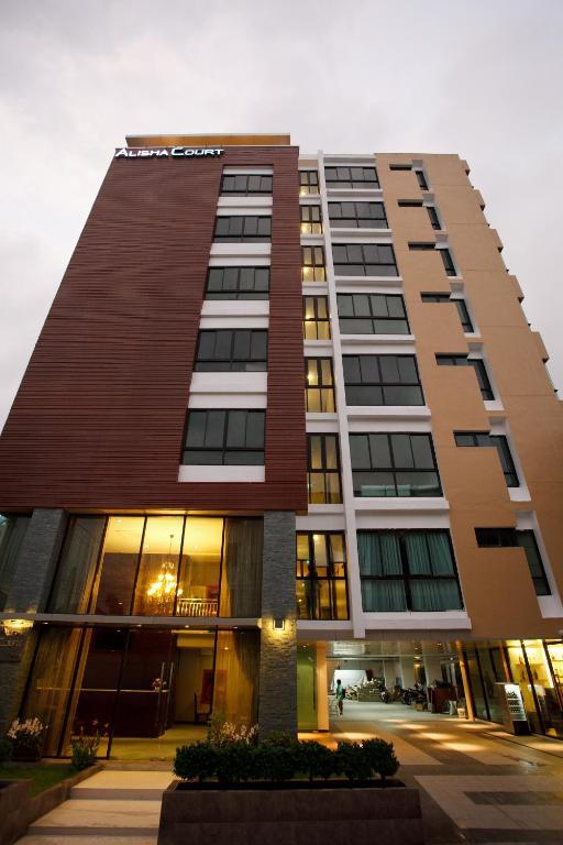 Alisha Court & Hotel Bangkok