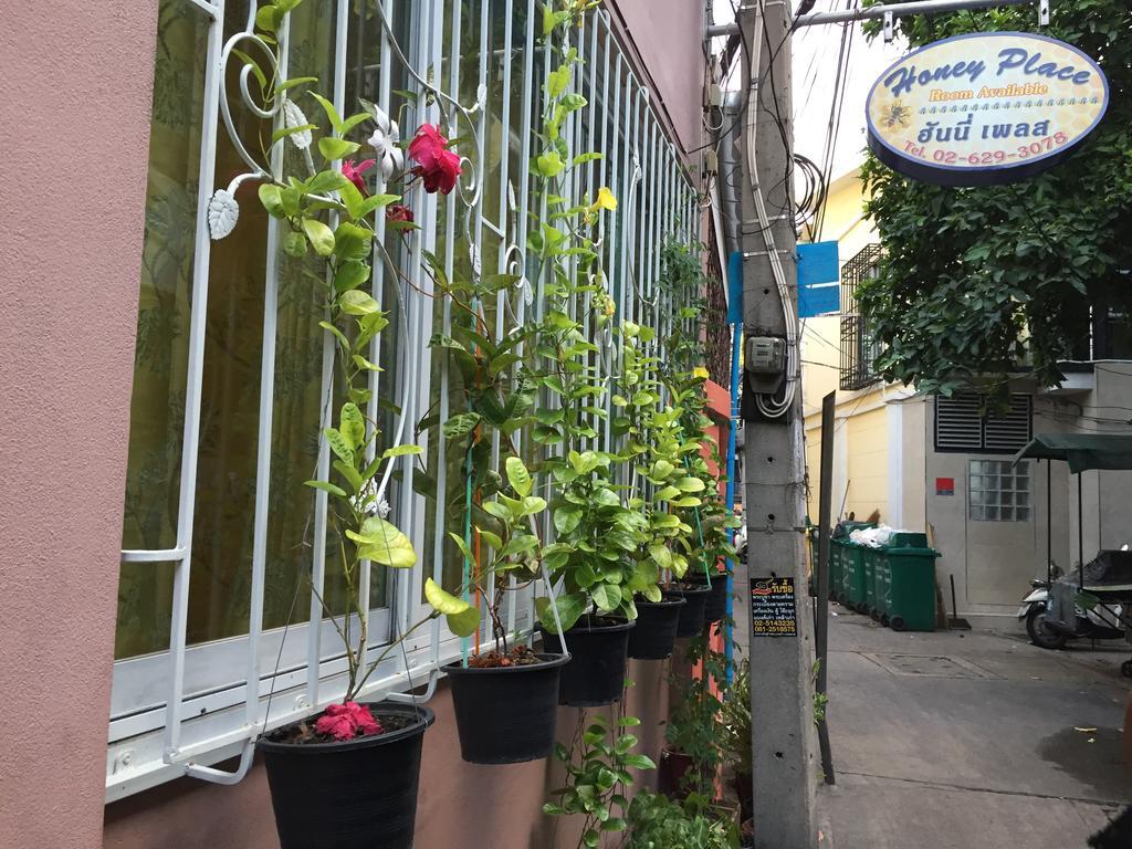 Gjestgiverier Honey Place Guesthouse,special Rate For Long