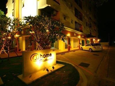 Aparthotel At Phetkasem Bangkok