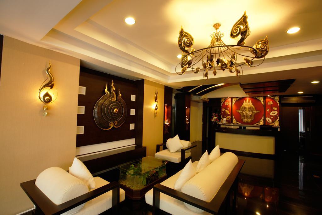 Khách sạn Mirth Sathorn
