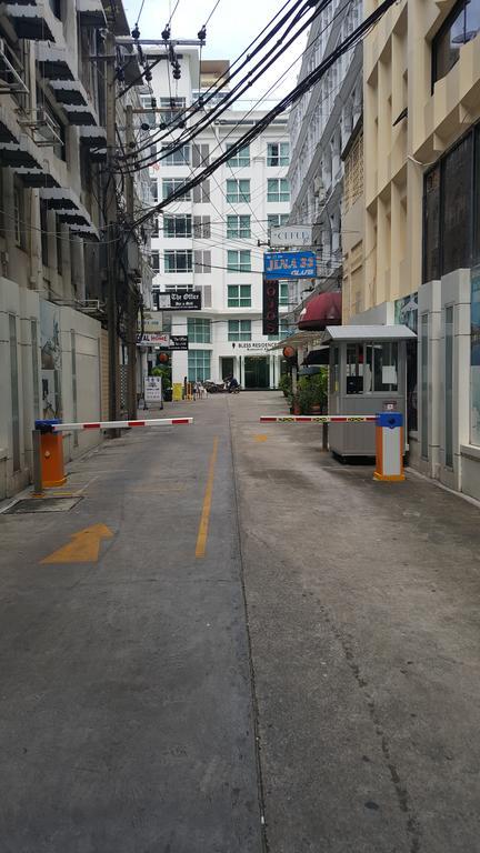 Mr.sea In Bangkok