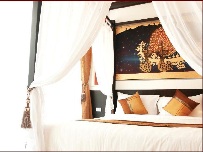 Khách sạn Mirth Sathorn 3*