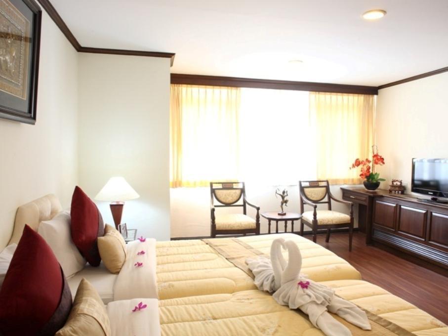 Hotel Yellow Ribbon Hills, Boutique Bangkok