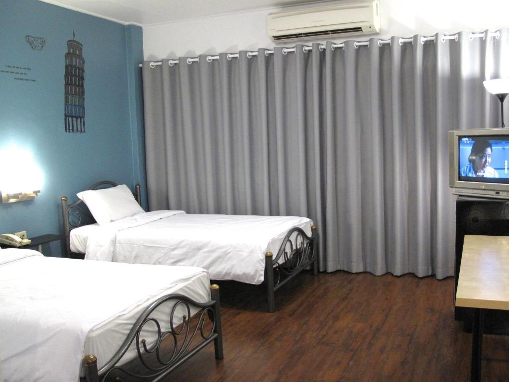 Intown Hotel 3*