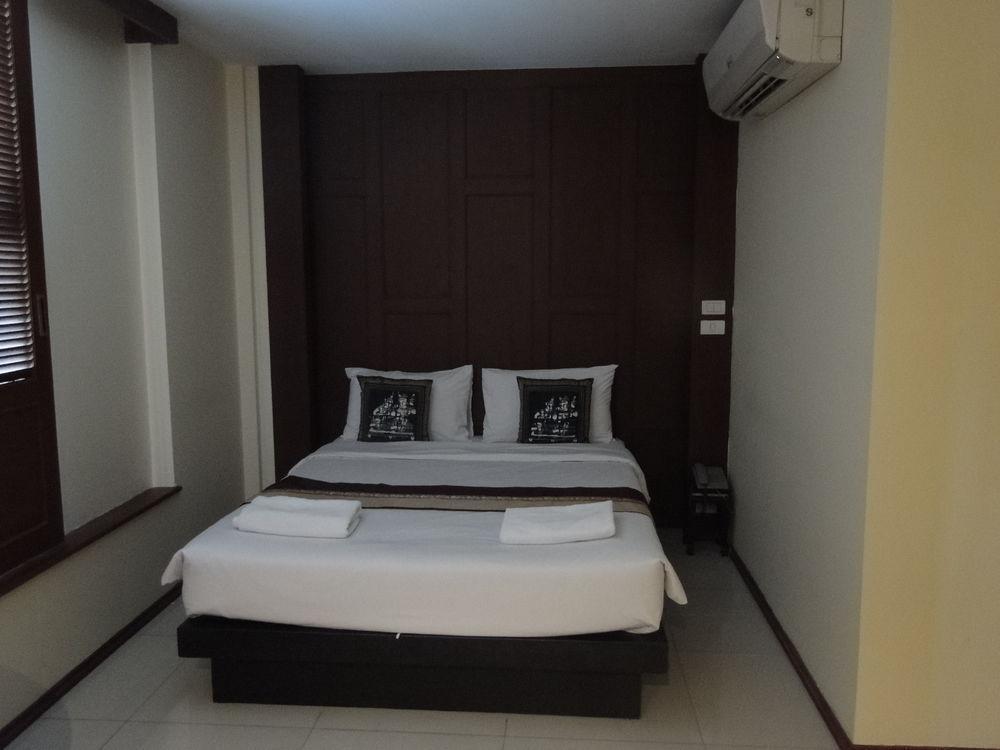 W 21 Khách sạn 3*