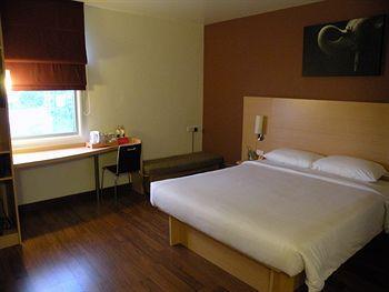 Ibis Sukhumvit 4 - Sha Extra Hotel 3*