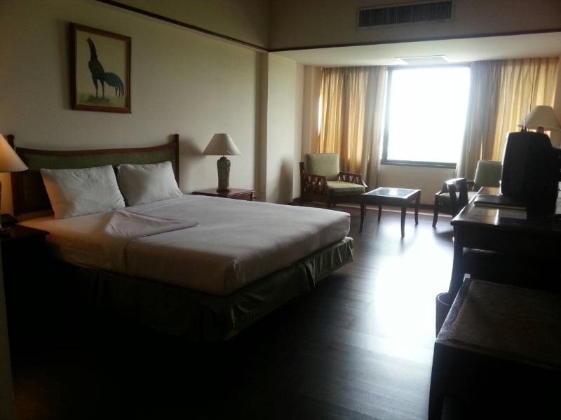 Golf Hotel