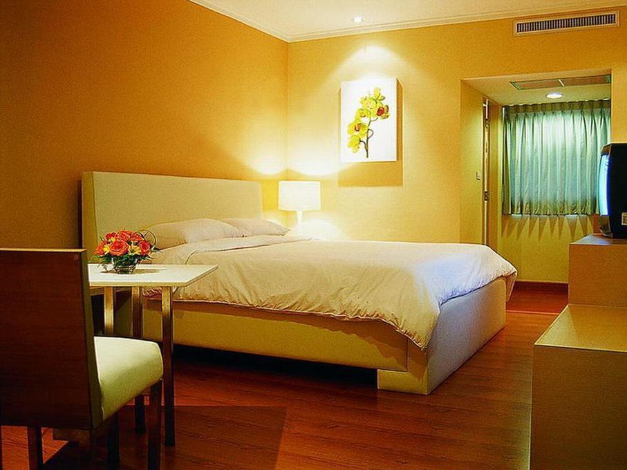 S.d. Avenue Hotel 4*