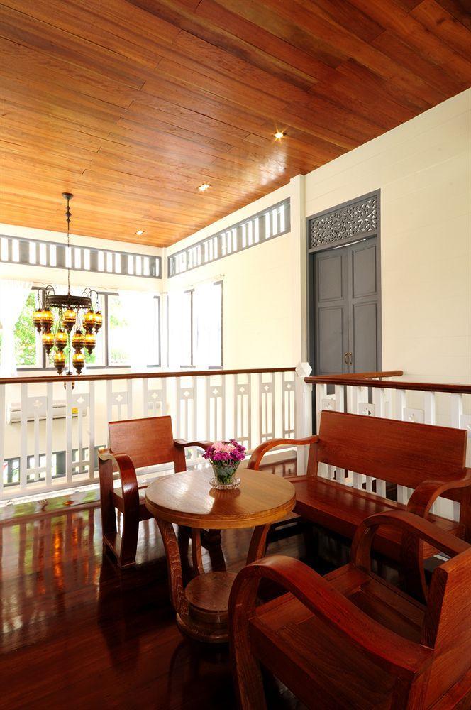 Baan Noppawong Hotel 3*