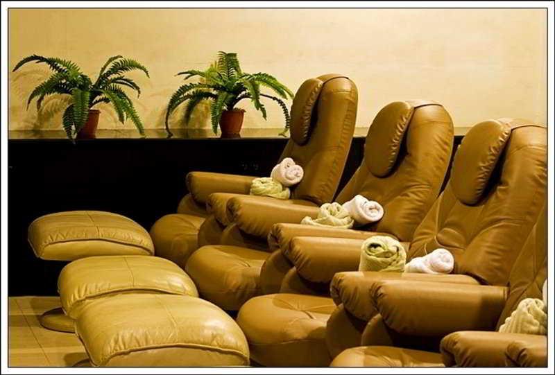 Hotel Ratchada And