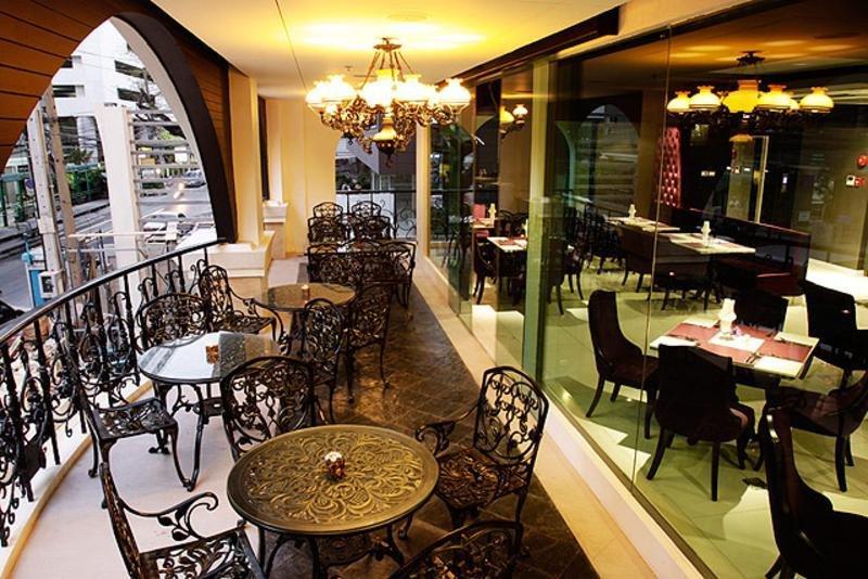 Aspira Skyy Sukhumvit 1 Hotel